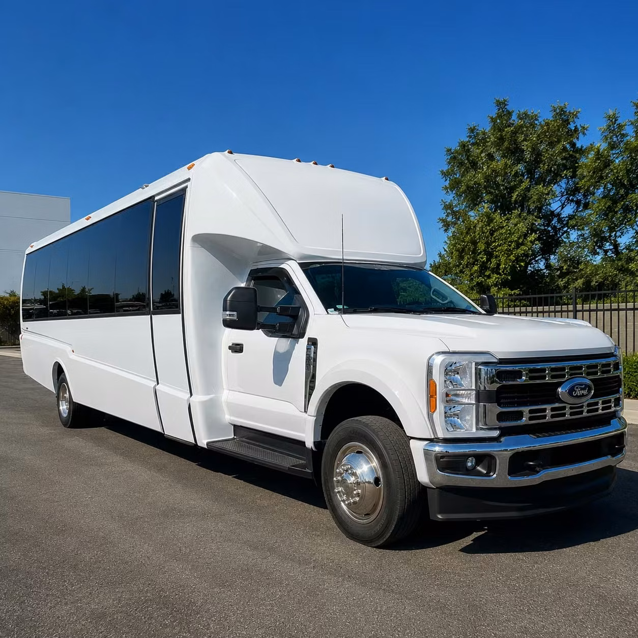 15 passenger minibus