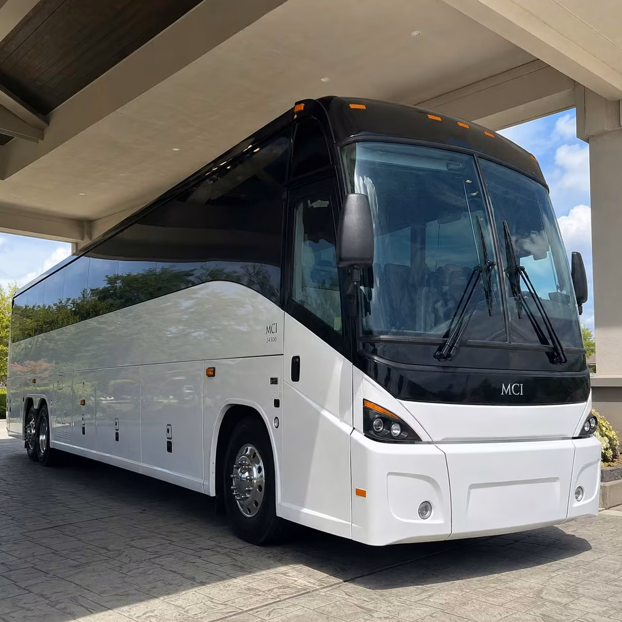 airport and long distance employee transportation from longview