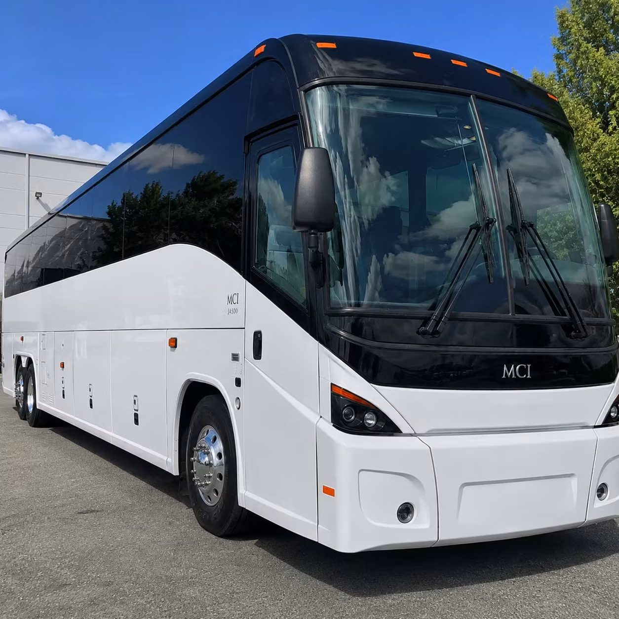 employee commuter shuttles for longview s healthcare and medical campuses