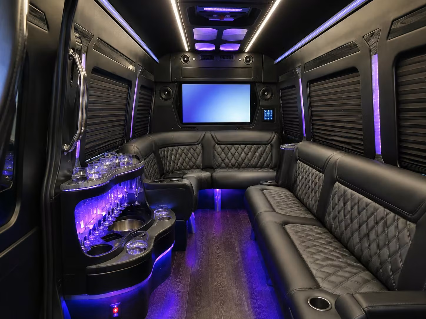 finding group transportation for rehearsal dinners around longview